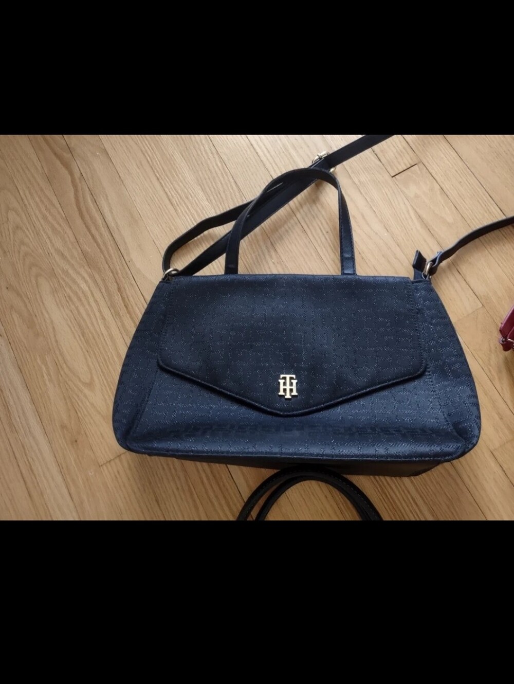 Four assorted handbags - Picture 5 of 5